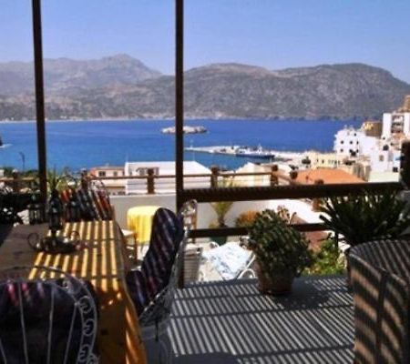 Odyssey Hotel Apartments Karpathos Exteriör bild