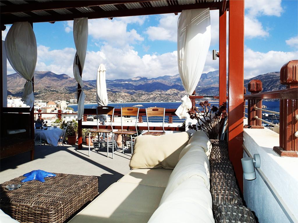 Odyssey Hotel Apartments Karpathos Exteriör bild